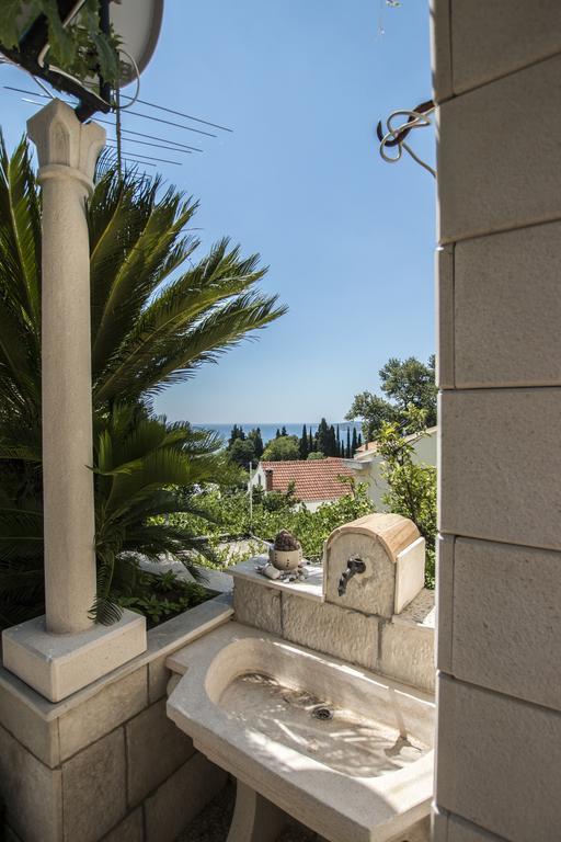 Radovcic Apartments And Rooms Trsteno Bagian luar foto